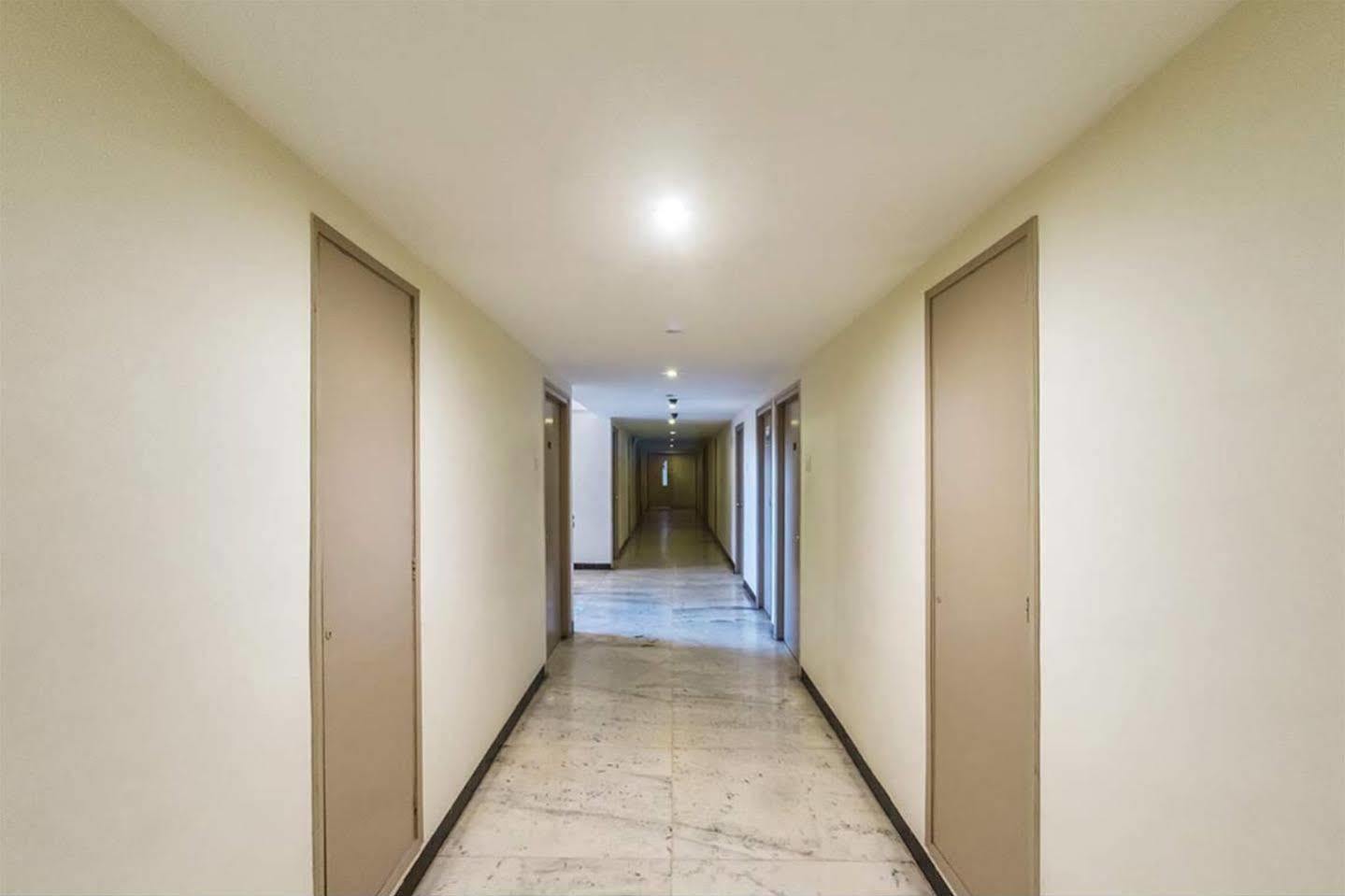 Senthil Residency Hotel Диндигъл Екстериор снимка